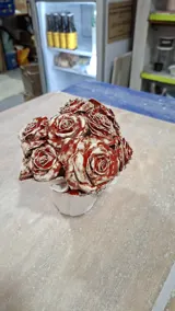 Bouquet in progress — Damiano Derin's studio