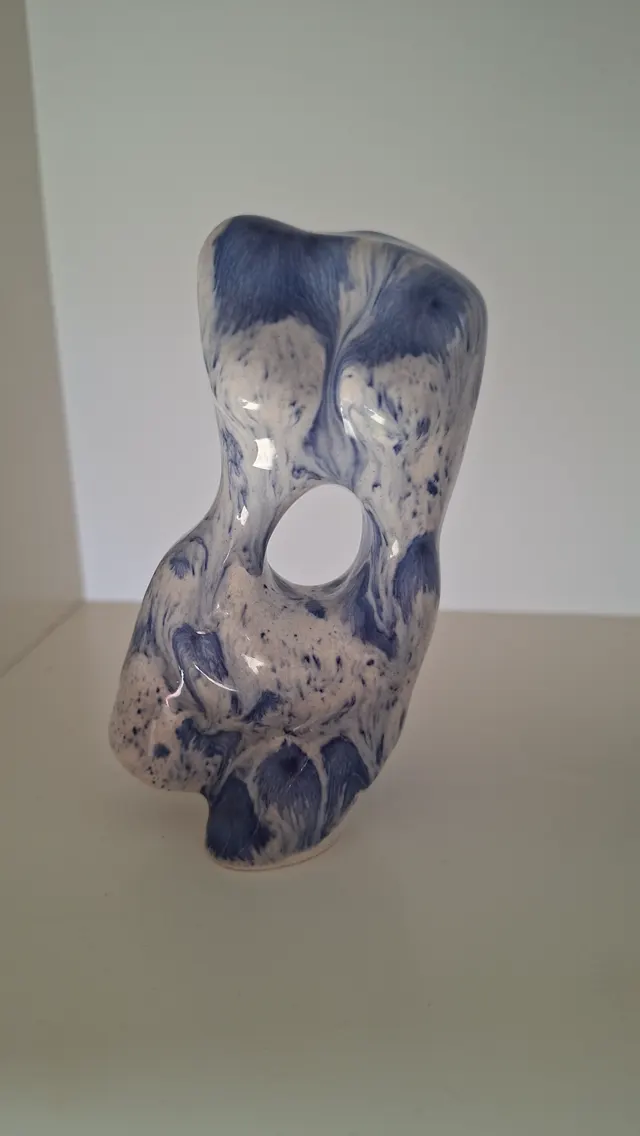 Venere 8 — Venere ceramic sculpture, Hand-built stoneware, pierced form, cobalt-marbled glaze
