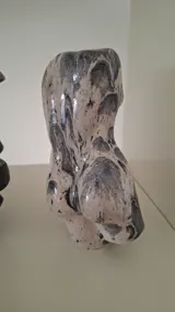 Venere 7 — Venere ceramic sculpture by Damiano Derin, Hand-built stoneware, smoked oxide drip glaze